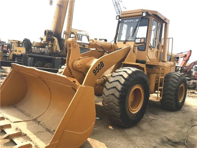 CAT 950 B
